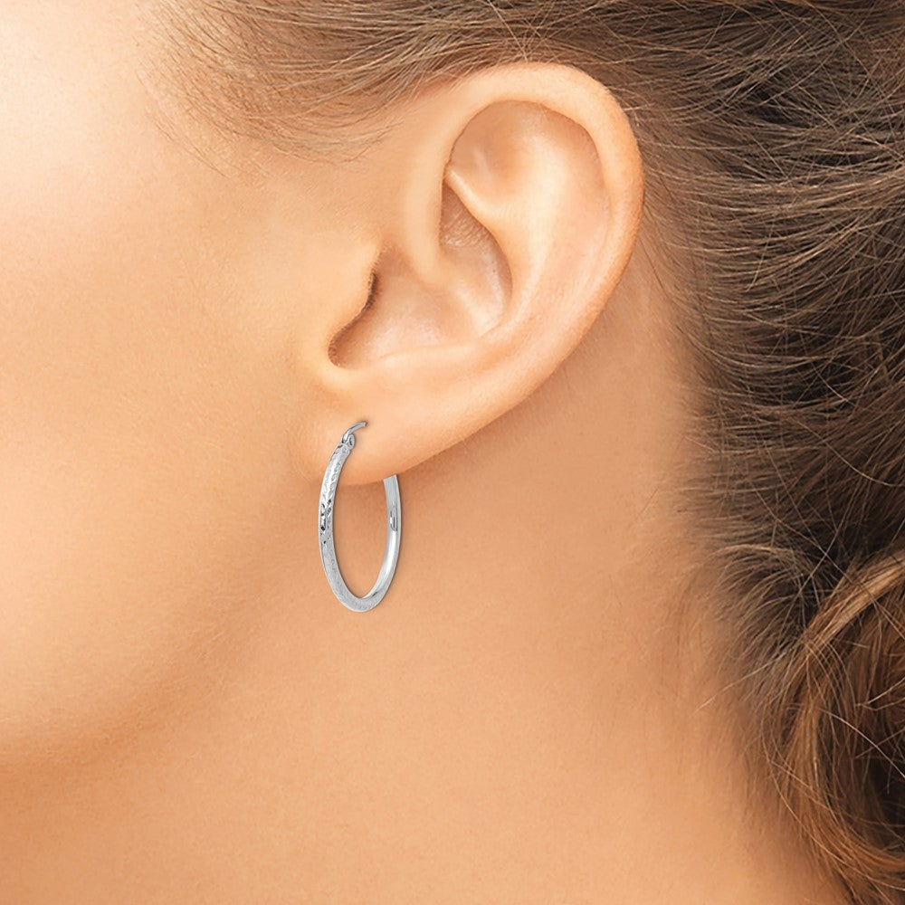 10k White Gold Diamond-cut 2mm Round Tube Hoop Earrings