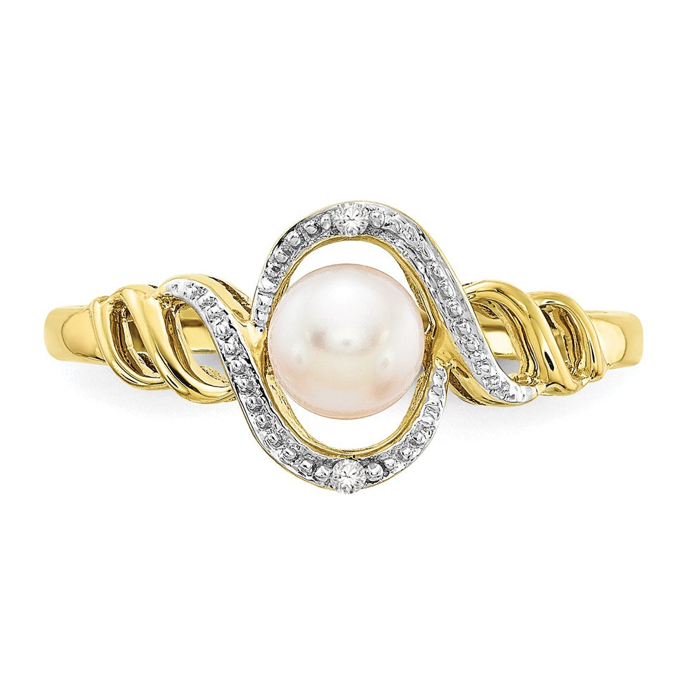 10K FW Cultured Pearl and Diamond Ring