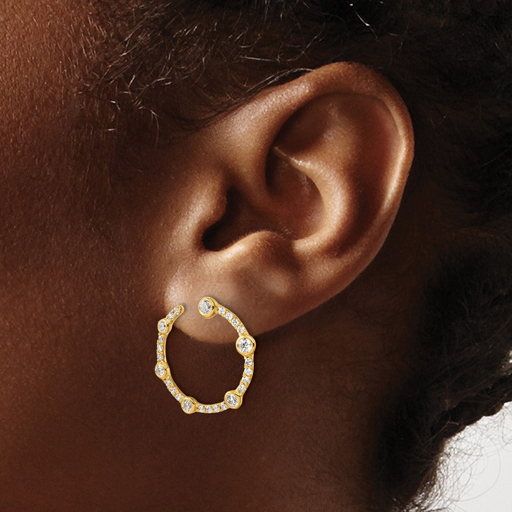 True Origin 14K Yellow Gold 7/8 carat Lab Grown Diamond VS+ F+ Circular Post Complete Earrings