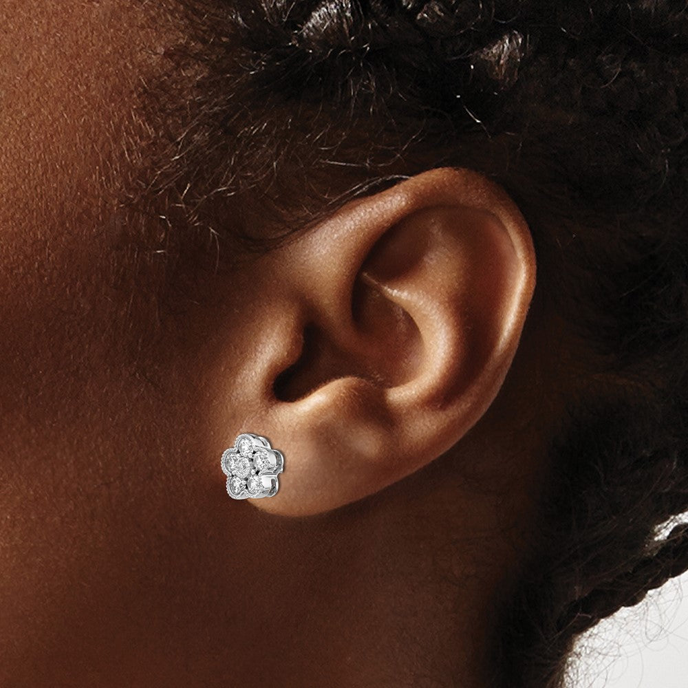 True Origin 14K White Gold 3/4 carat Lab Grown Diamond VS+ F+ Complete Floral Post Earrings