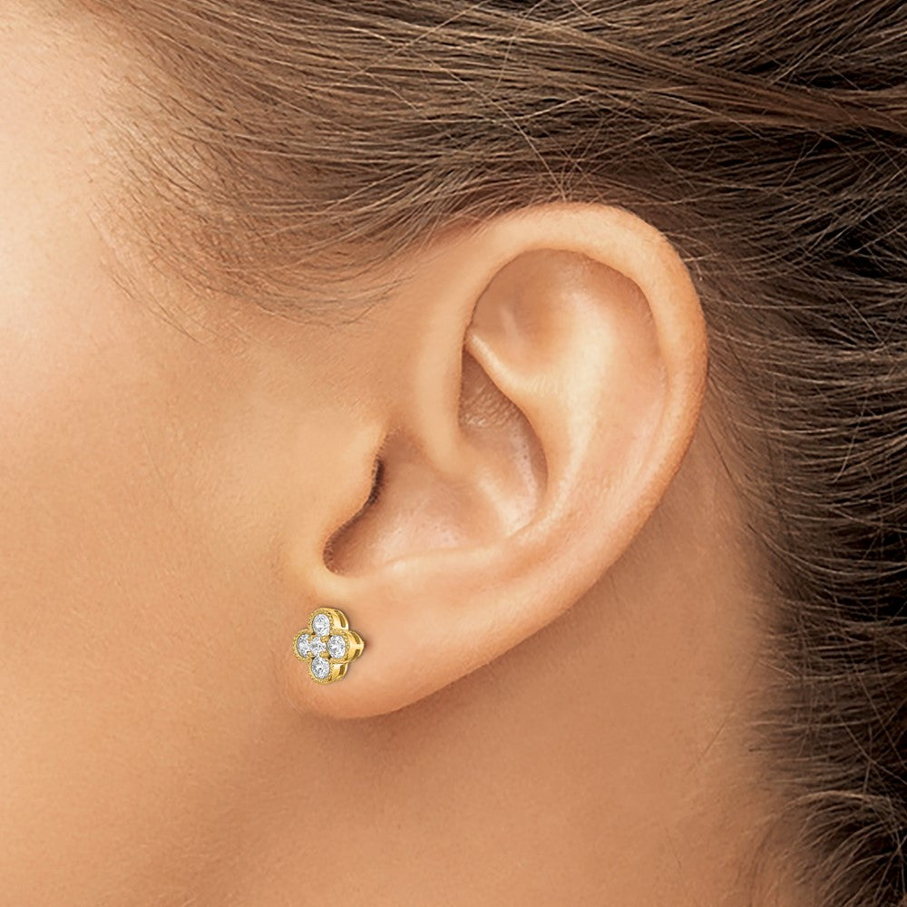 True Origin 14K Yellow Gold 3/4 carat Lab Grown Diamond VS+ F+ Complete Bloom Floral Earrings