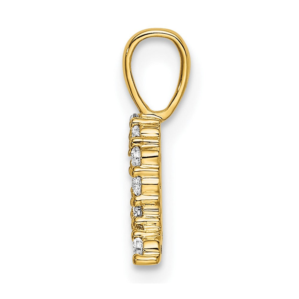 14k 1/6 carat Lab Grown Diamond VS/SI+ G+ Complete Letter Q Initial Pendant
