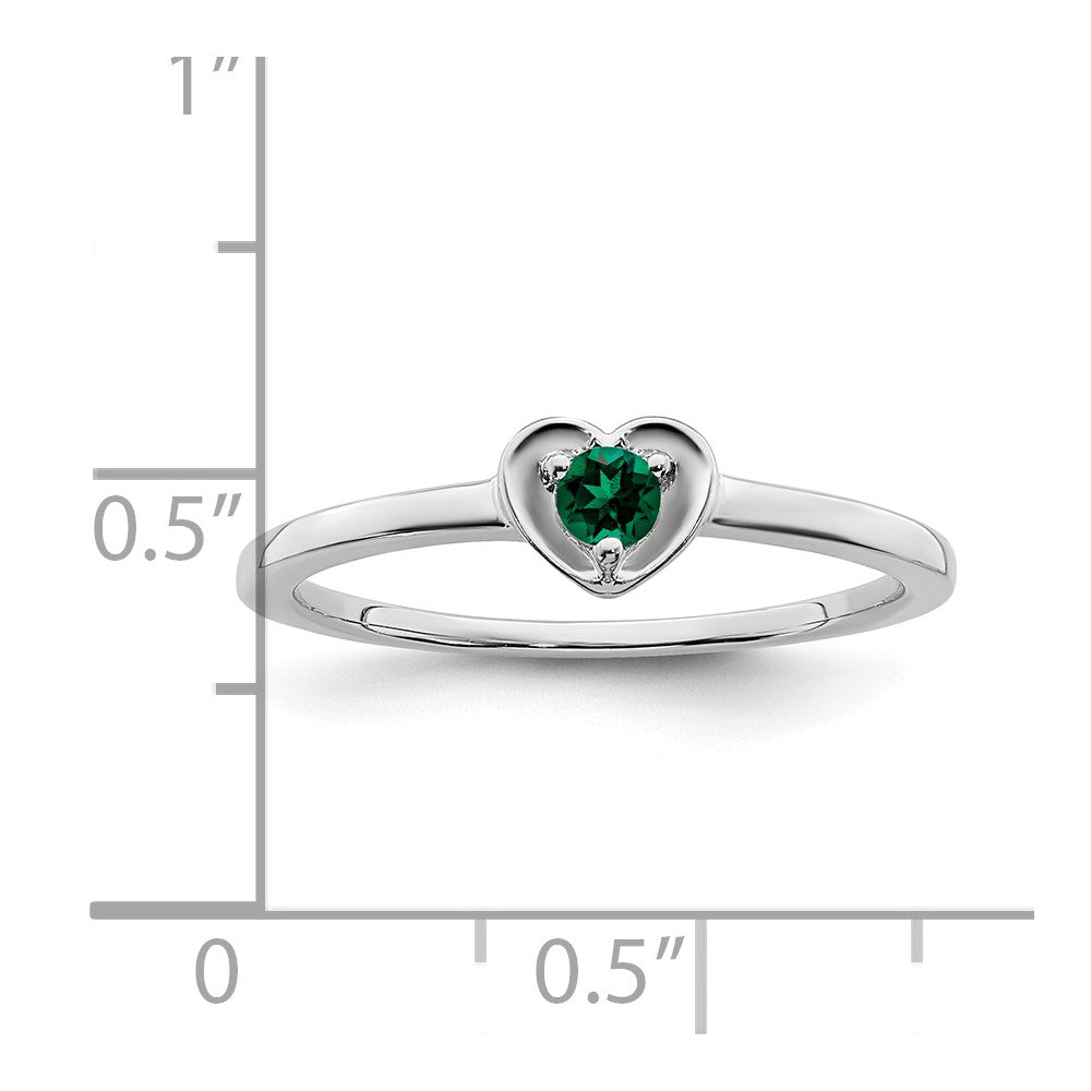 10k White Gold Created Emerald Heart Ring