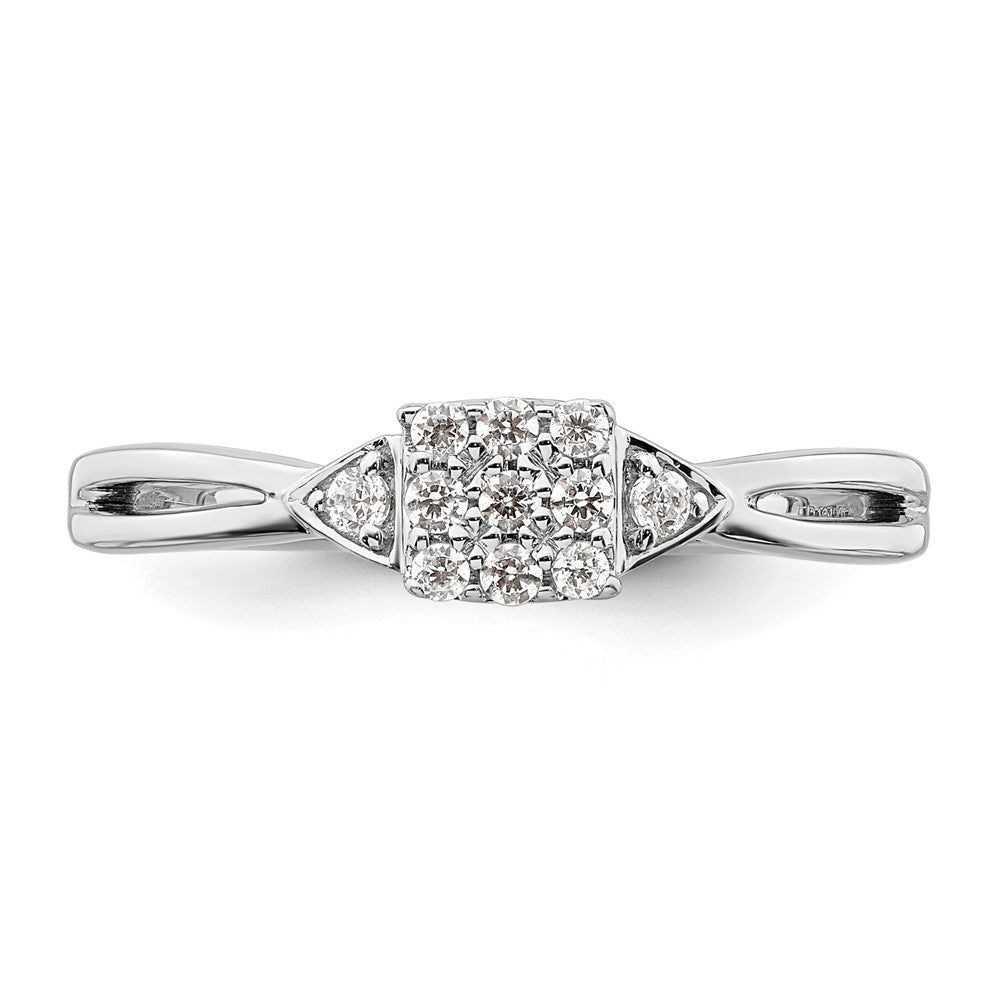 14K Two-Tone Lab Grown Diamond VS/SI+ G+ Heart Cluster Ring
