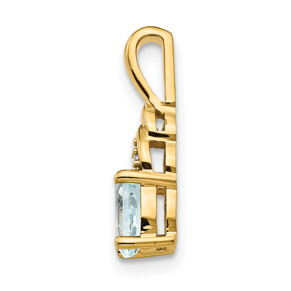 14k 6x4 Oval March/Aquamarine and Diamond Pendant