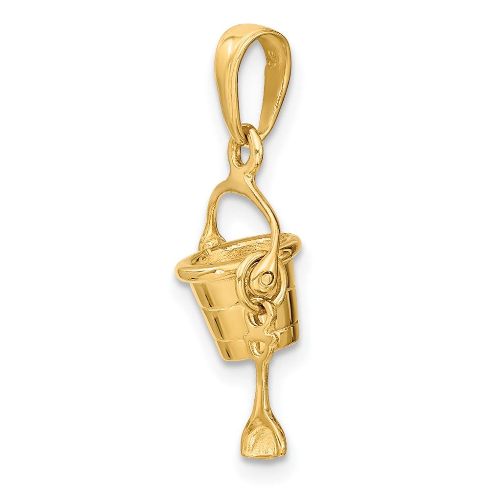 10k 3-D Beach Bucket with Shovel Charm
