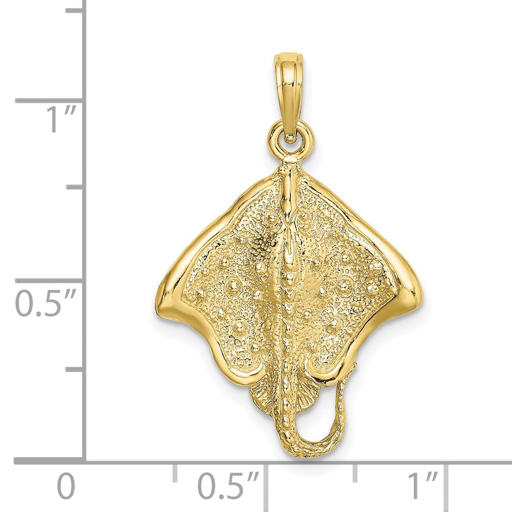 10K Stingray with Polished Edge Charm