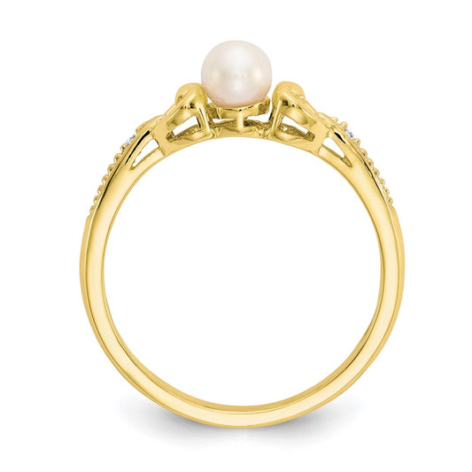 10K 4.5mm Round June/ Freshwater Cultured Pearl and Diamond Size 7 Ring