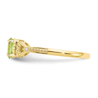 10k 6x4mm Oval August/ Peridot and Diamond Size 7 Ring