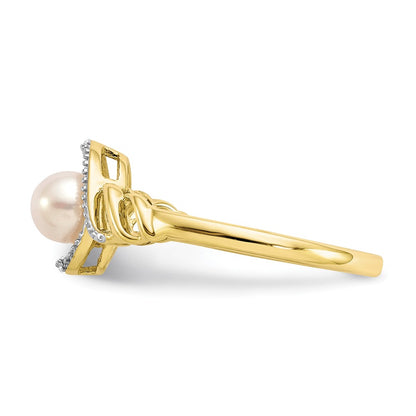 10K 5.5mm June/ Freshwater Cultured Pearl and Diamond Size 7 Ring