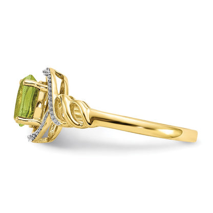 10k 7x5mm Oval August/ Peridot and Diamond Size 7 Ring