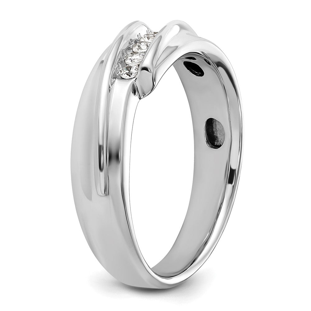 IBGoodman 14k Two-tone 1/6 carat Lab Grown Diamond VS/SI+ G+ Complete Polished Men's Five Stone Ring