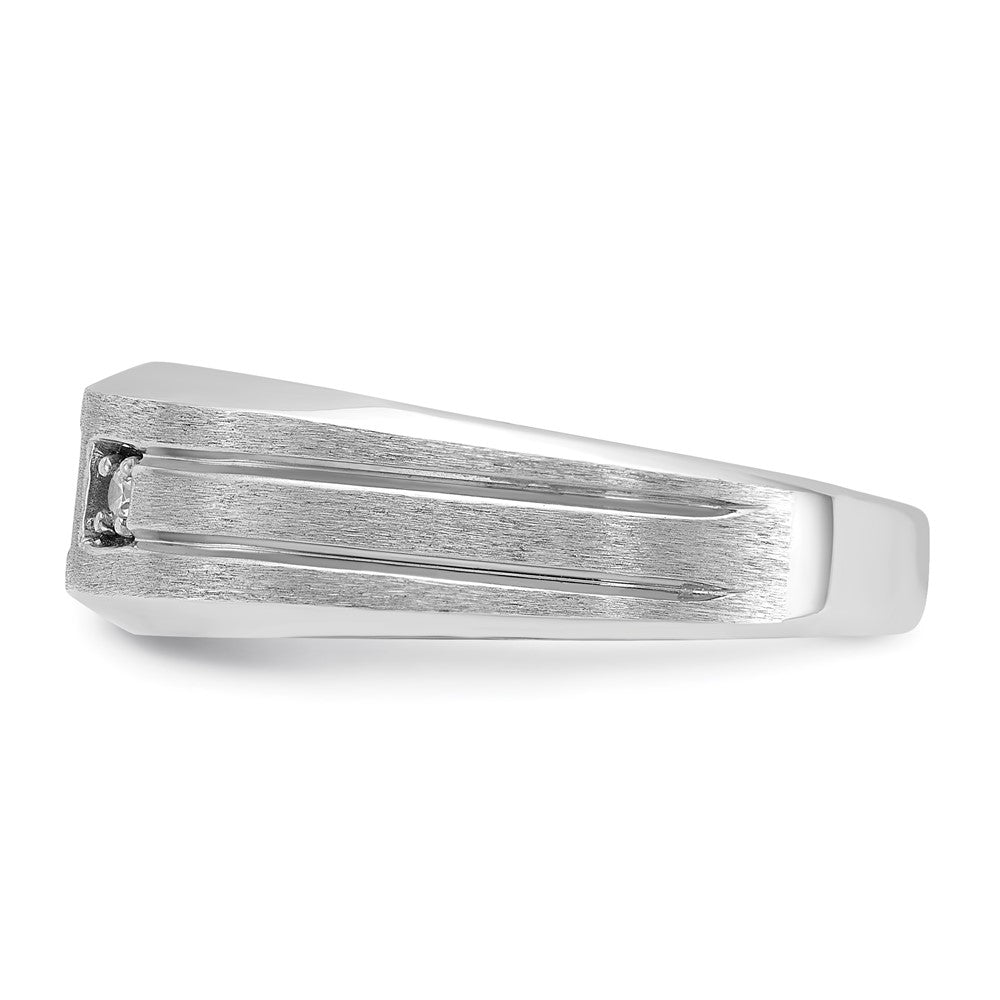 IBGoodman 14k White Gold 1/15 carat Lab Grown Diamond VS/SI+ G+ and Lab Created Blue Sapphire Complete Men's Ring