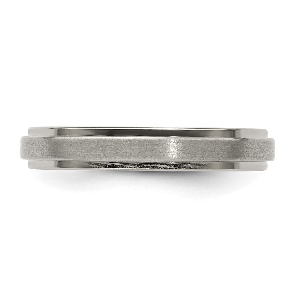 Edward Mirell Titanium Brushed/Polished Flat Step Edge 4mm Band Size 9.5