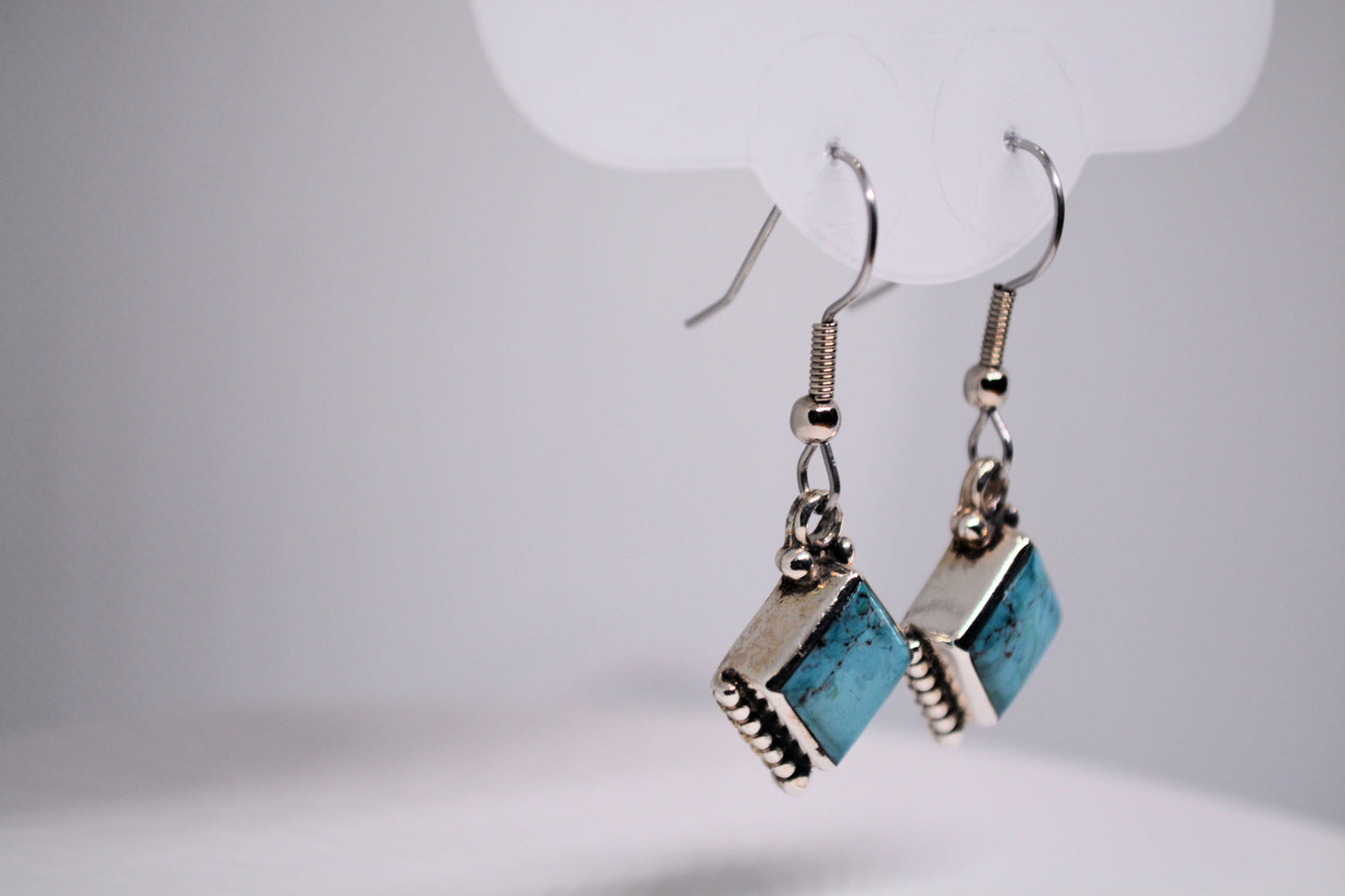 Turquoise square drops