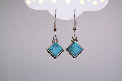 Turquoise square drops