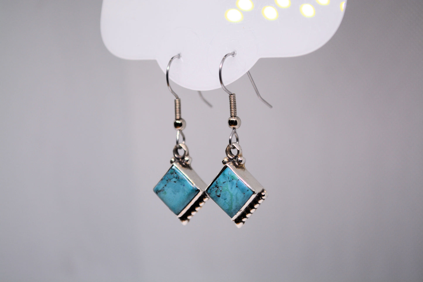 Turquoise square drops
