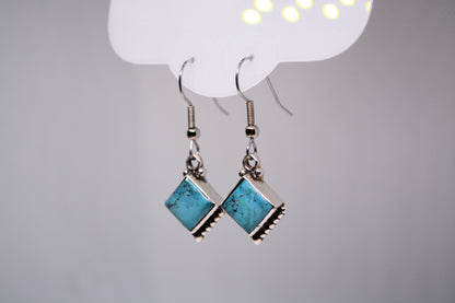 Turquoise square drops
