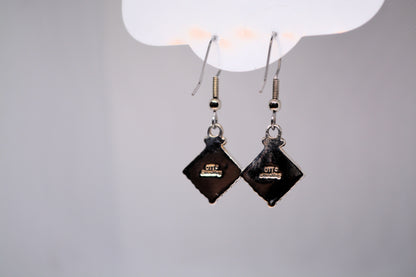Turquoise square drops