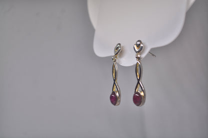 Garnet oval Swirl Earrings