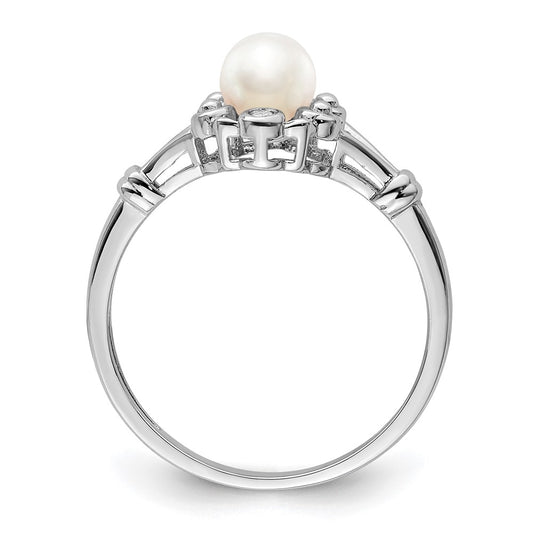 Sterling Silver Rhodium-plated FW Cultured Pearl & Diam. Ring