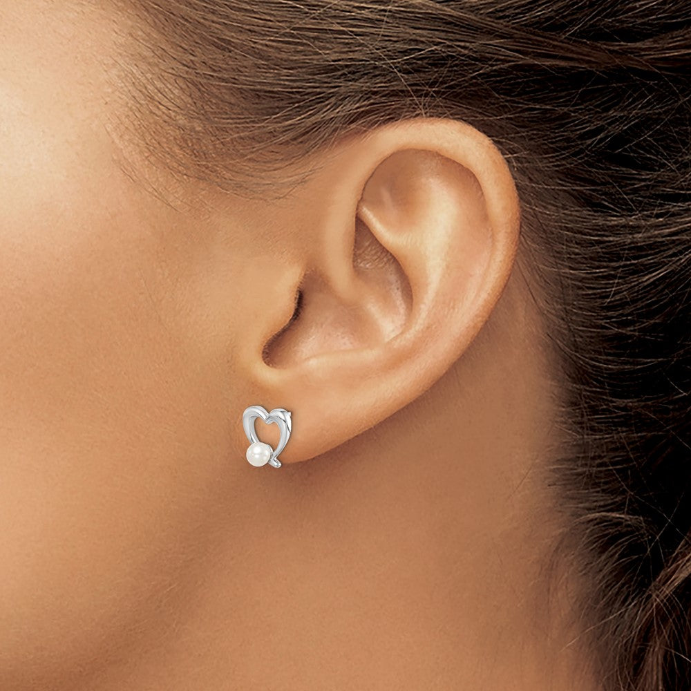 Sterling Silver Rhodium-plated 3-4mm White Round Freshwater Cultured Pearl Heart Post Earrings