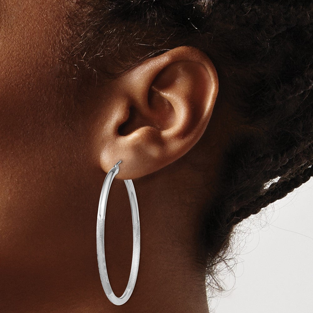 Sterling Silver Rhod-plated 2.5mm Polished/Satin Diamond-cut Hoop Earrings