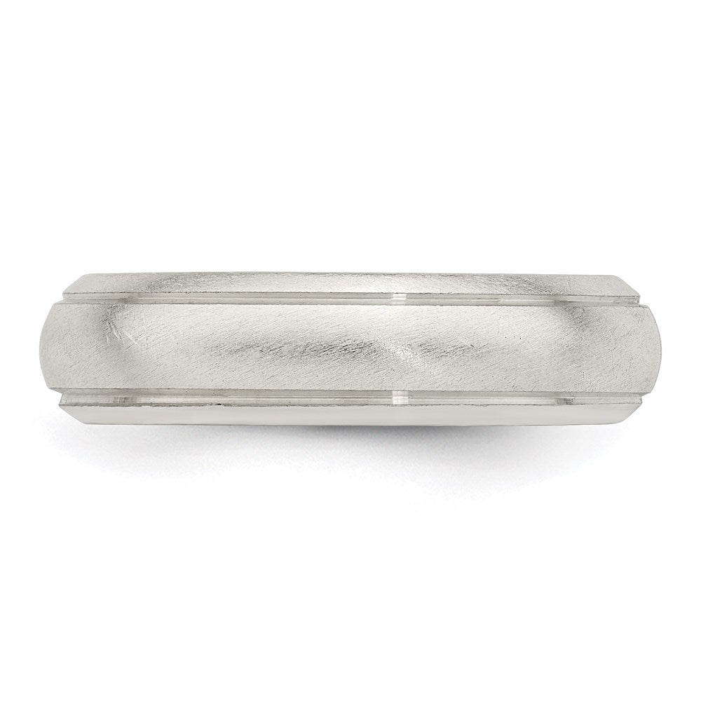Sterling Silver 5mm Satin Half Round with Edge Lines Size 7 Band