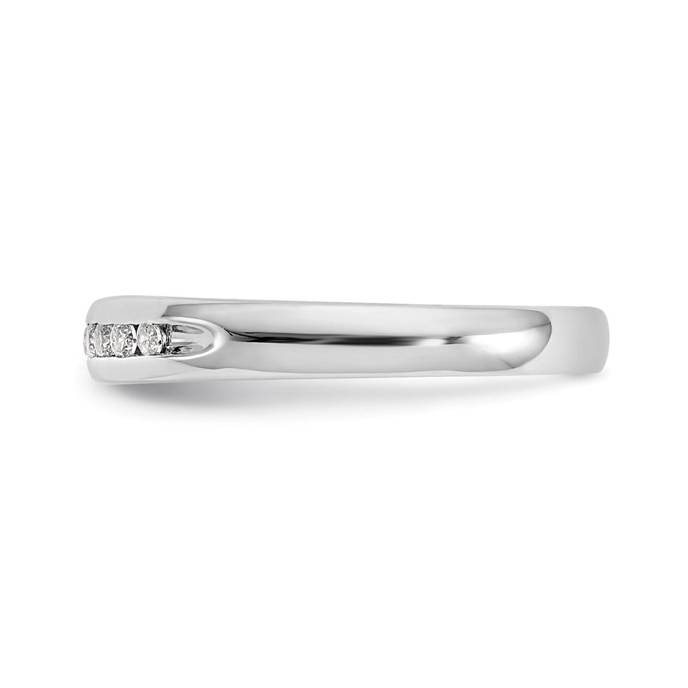 14K White Gold 11-Stone 1/5 carat Round Diamond Complete Channel Band