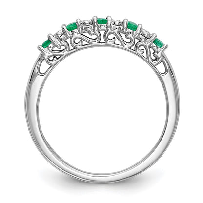 10K White Gold Diamond and Emerald Band