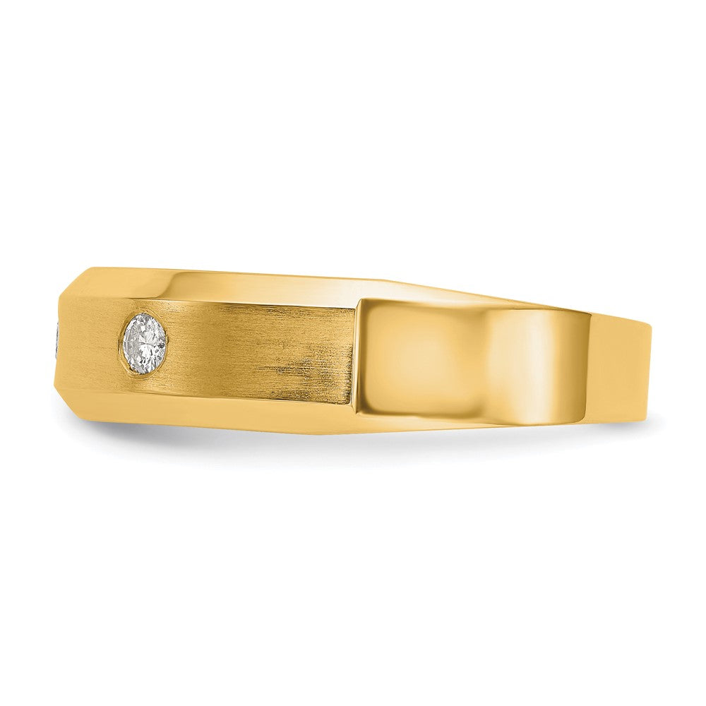 True Origin 14K Yellow Gold Men's 1/6 carat Lab Grown Diamond VS+ F+ Complete Band