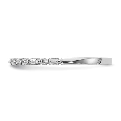 10K White Gold 1/6 carat Diamond Fancy Band