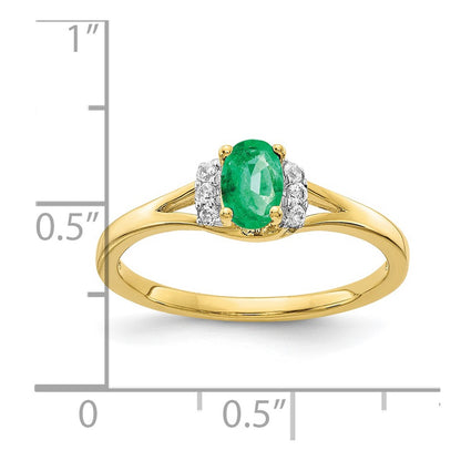 10k 1/15 carat Diamond and 6x4mm Oval Emerald Ring