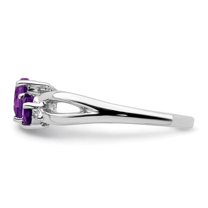 10k White Gold 4mm and 5mm Amethyst and Diamond 2-stone Heart Ring