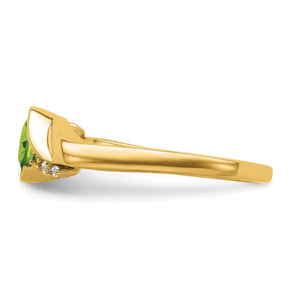 10k Yellow Gold 5mm Cushion Peridot and 1/20 carat Diamond Ring