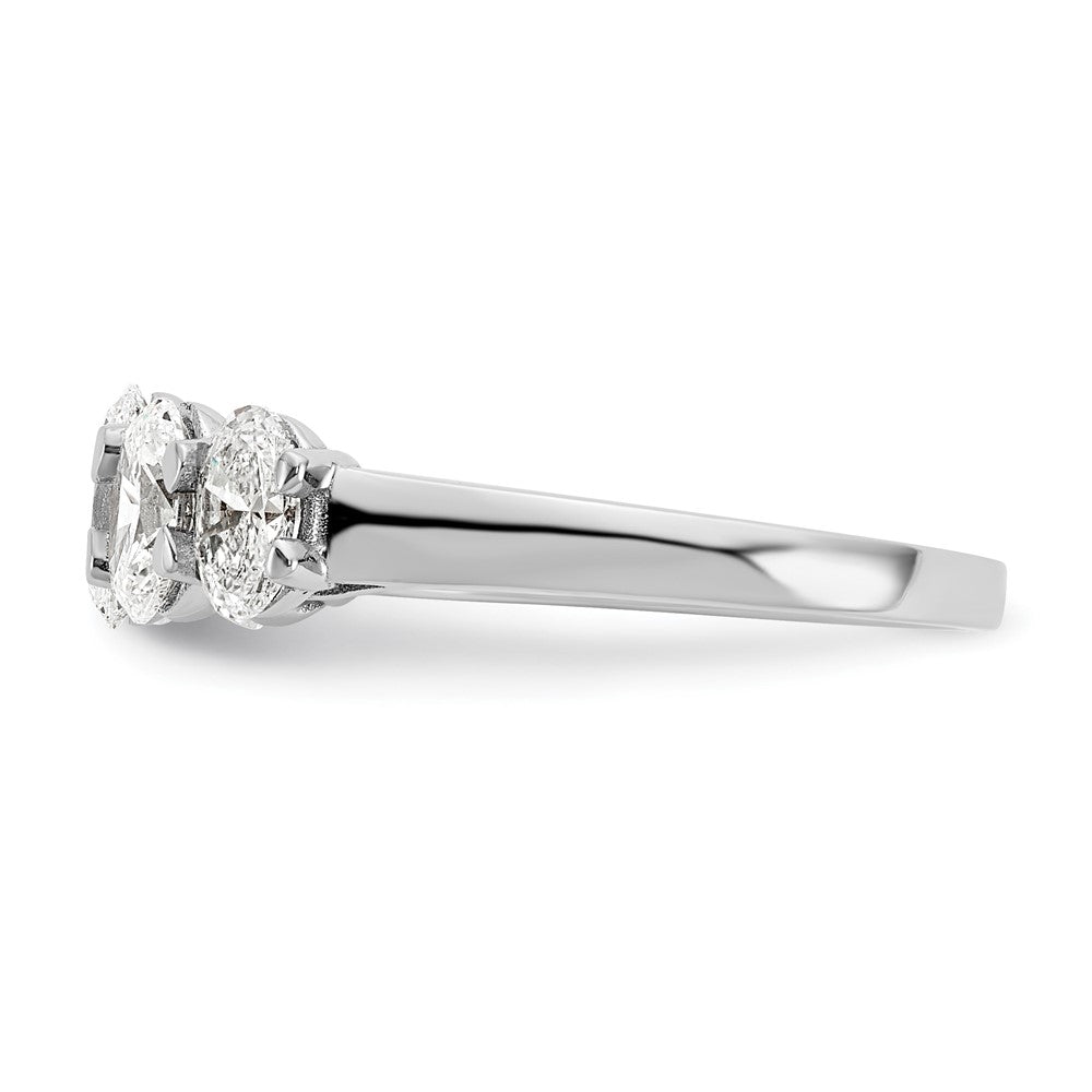 True Origin 14K White Gold 2 carat Lab Grown Diamond VS+ F+ Graduated Complete Oval Five Stone Ring