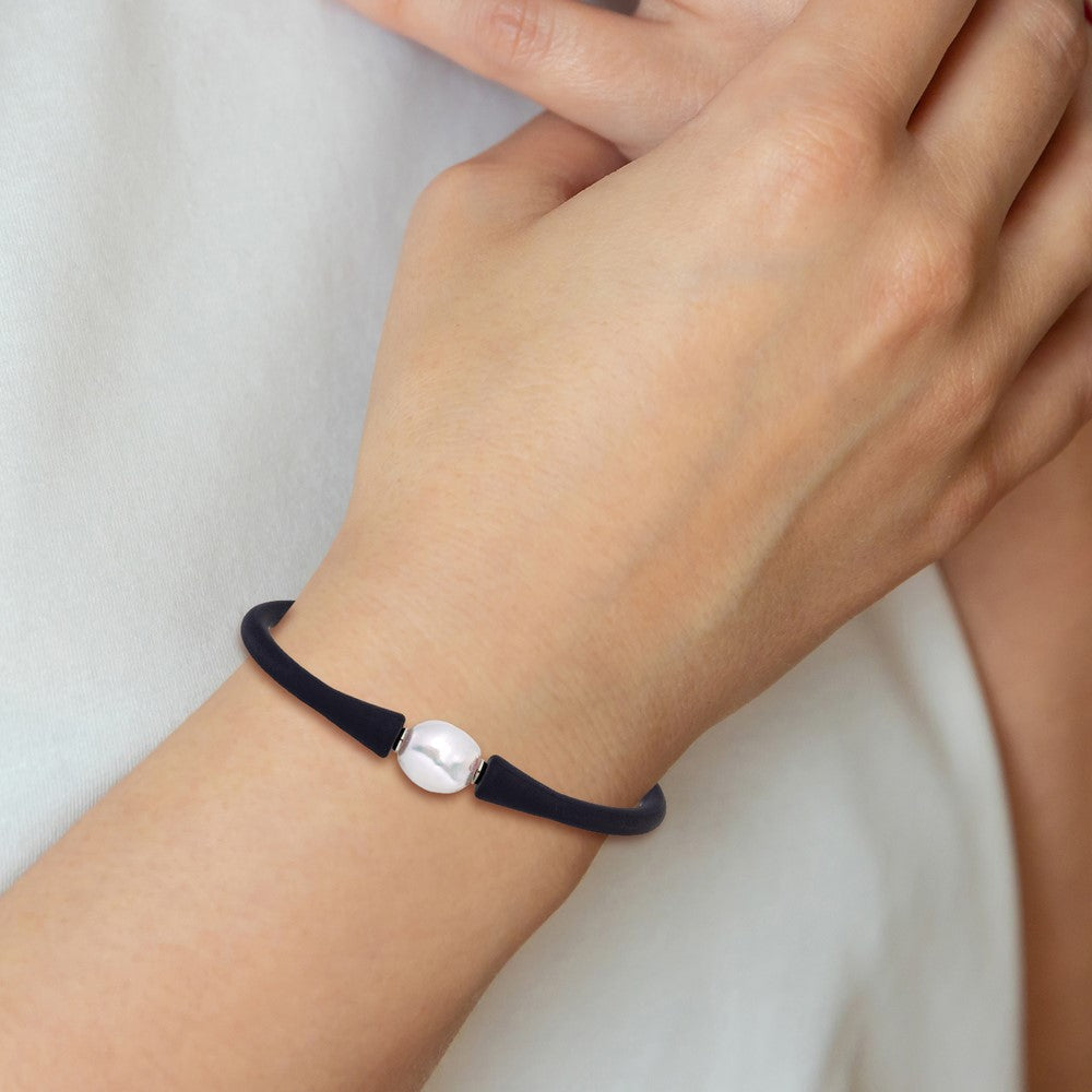 Chisel Stainless Steel Polished 9-10mm White Baroque Freshwater Cultured Pearl on Black Silicone 6.75 inch Bracelet
