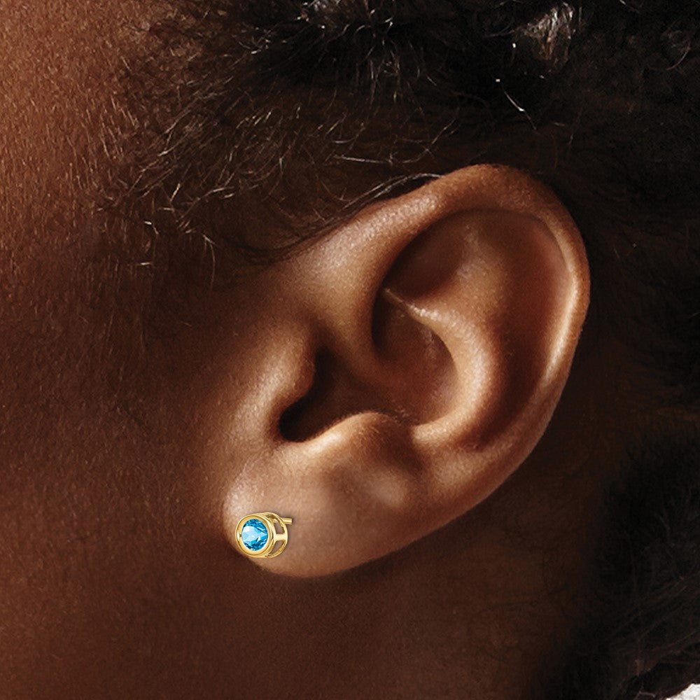 14k 4mm Round Bezel December/Blue Topaz Post Earrings