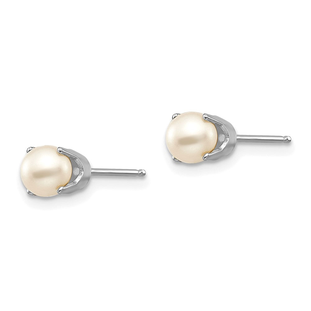 14k White Gold 5mm Round June/Freshwater Cultured Pearl Stud Earrings