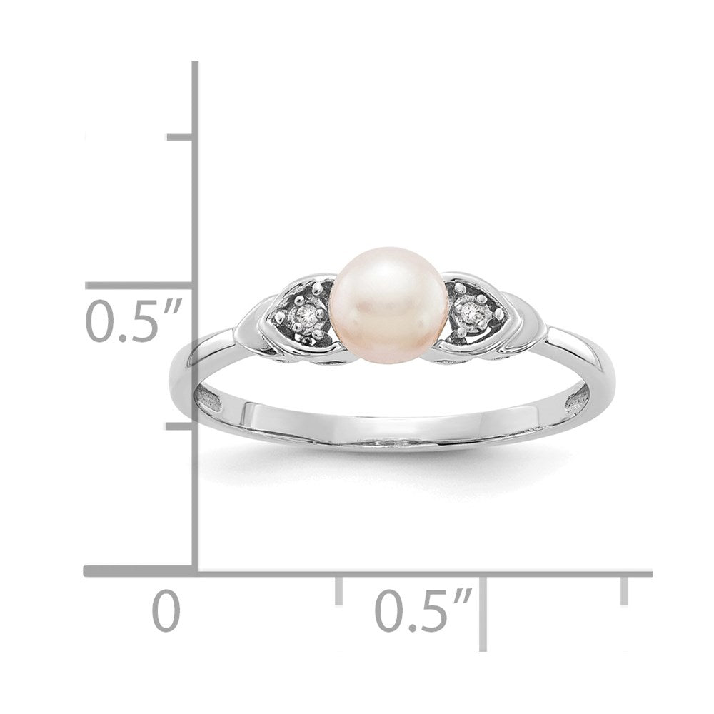 14k White Gold 5mm June/Freshwater Cultured Pearl and Diamond Ring