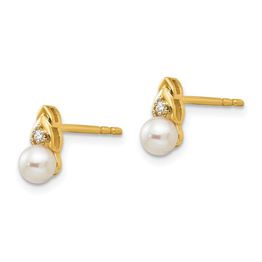 14k 4.5mm June/Freshwater Cultured Pearl and Diamond Post Earrings