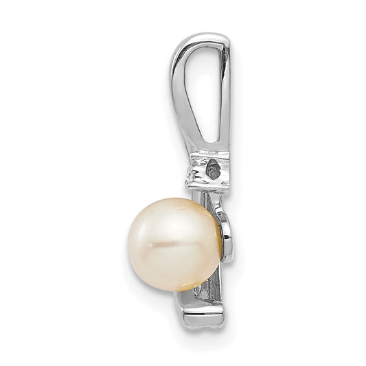 14k White Gold 5.5mm June/Freshwater Cultured Pearl and Diamond Pendant
